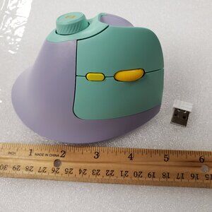 seenda Ergonomic Mouse Rechargeable, USB+Dual Bluetooth, MOU-302 Vertical